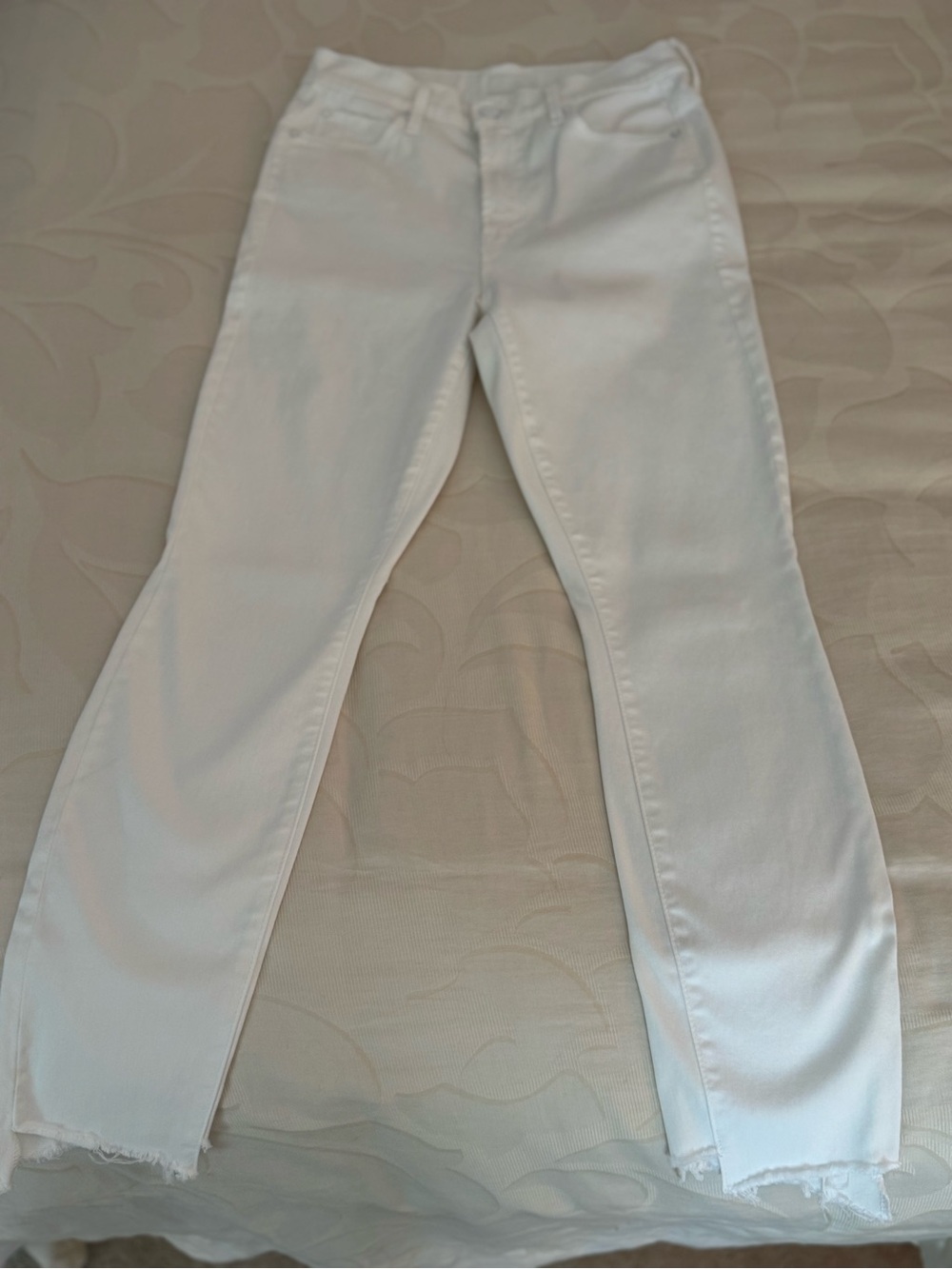 MOTHER White Skinny Jeans with Frayed Hem